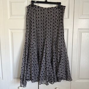 Jones New York Skirt Womens 12 Black Silk Geometric Flare Midi Chiffon Office